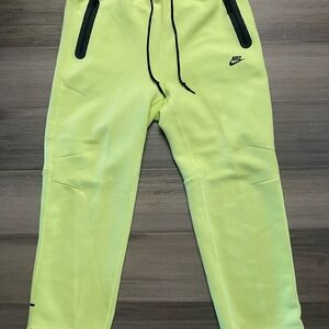 NEW $125 NIKE TECH FLEECE OPEN HEM PANTS BARELY VOLT HJ6533-736 SZ XL-TALL